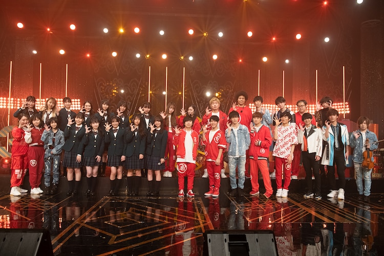 natalie_mu's tweet photo. 【ライブレポート】青春高校3年C組、4時間ライブで3年間を総まとめ！卒業SPでもオンエア（写真120枚）
https://t.co/exbNI2Dmmm

#青春高校3年C組 https://t.co/XprzqcQt8G