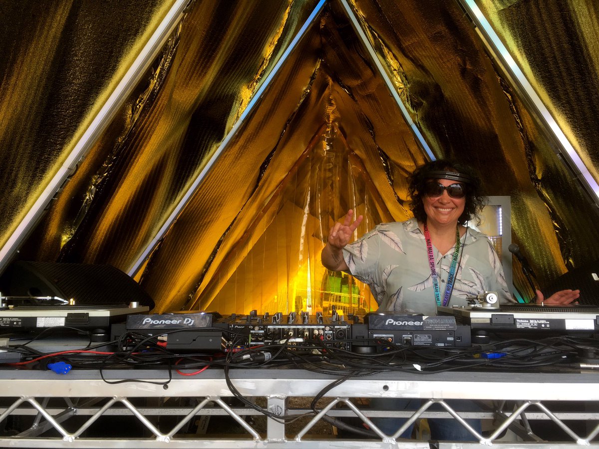 publicaddress's tweet photo. Sandy Mill closing it out at the Crystal Palace #Splore https://t.co/7E7QjW9dGL