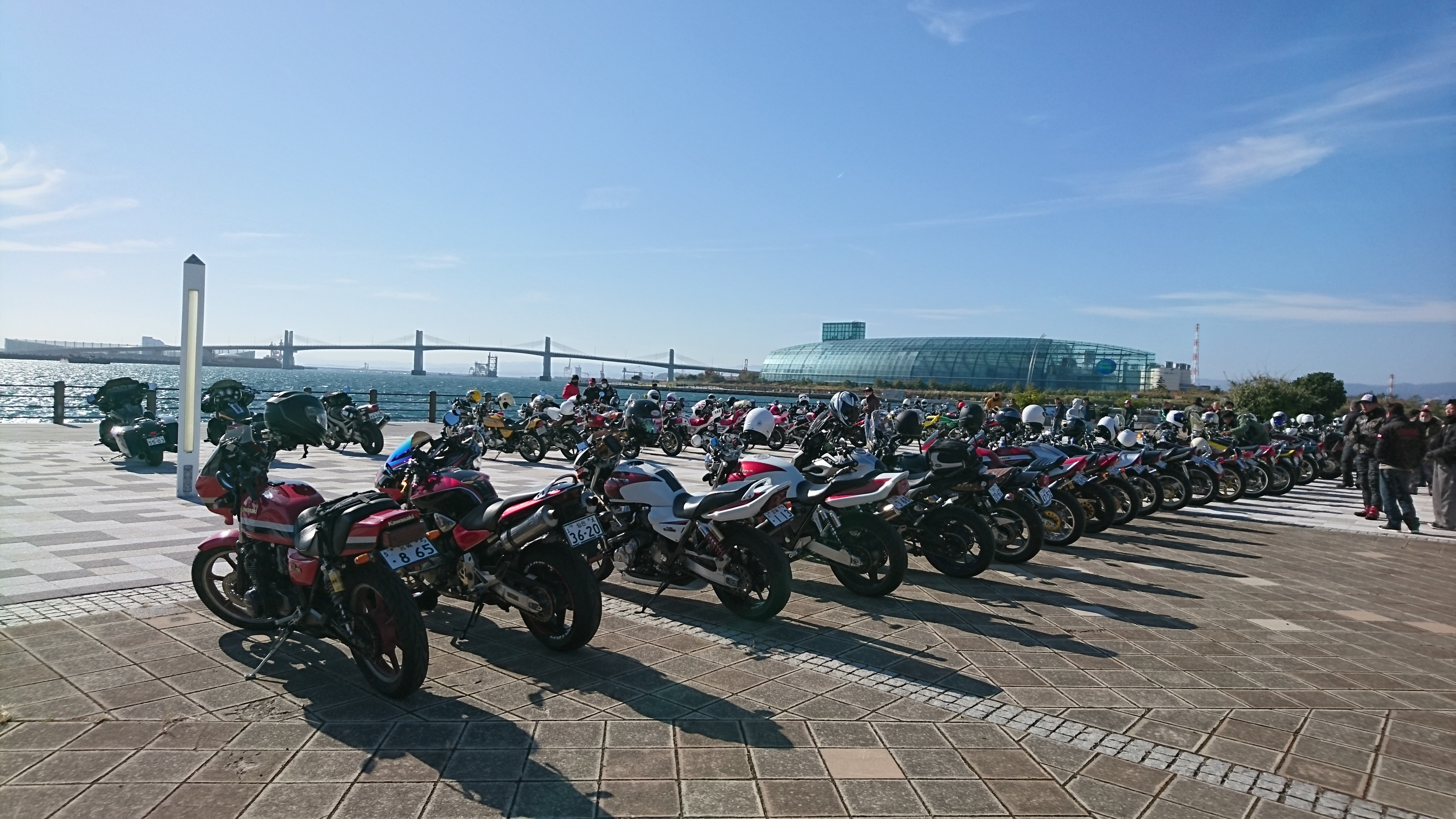 いわき ら ら ミュウ ライダーの聖地 いわき小名浜 いつもは ハーレーが多いけど 今日はちょっと違う V いわき 小名浜 ライダー聖地 いわきららミュウ ららみゅう T Co Q47jacpmgi Twitter