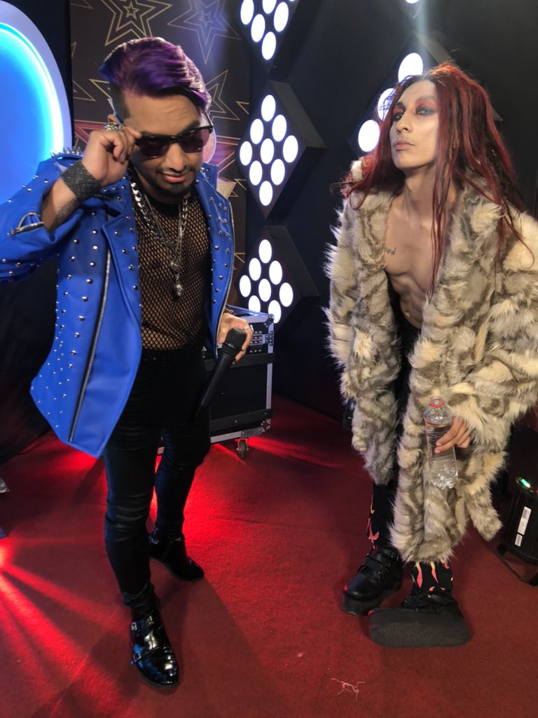 dali_bc1709's tweet photo. Sin duda Gaona y Manson el mejor dúo. Rompieron literalmente el escenario de #YoSoyGrandesFamosos
#gaonaymanson https://t.co/KXCIWhXmNS