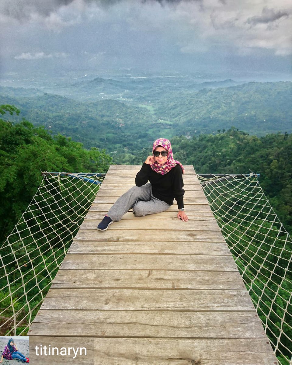 BlusukanBantul's tweet image. Reposted from @titinaryn Salah satu tempat &quot;perngisisan&quot; di Kulon Progo
.
#bukitngisisnglinggo  #blusukanbantul 
#visitkulonprogo  #yogjakartatrip 
#jigjaistimewa  #samigaluhzone 
#pesonabukitmenoreh  #explorealam 
#explorekulonprogo  #kebuntehnglinggo 
#kulonprogorepost