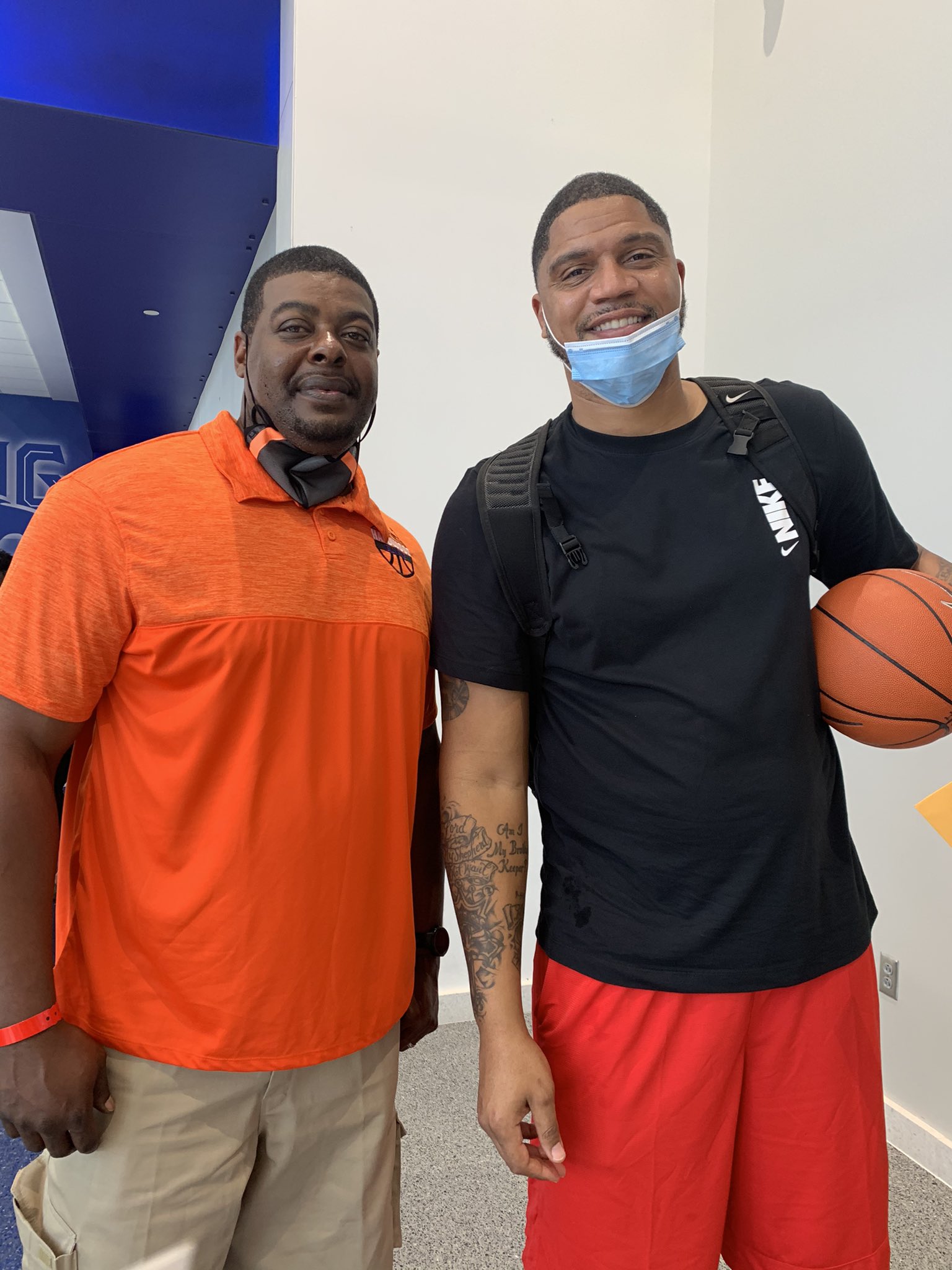 AR Hardwood Elite Basketball 2023 on Twitter: "Playing at the level of