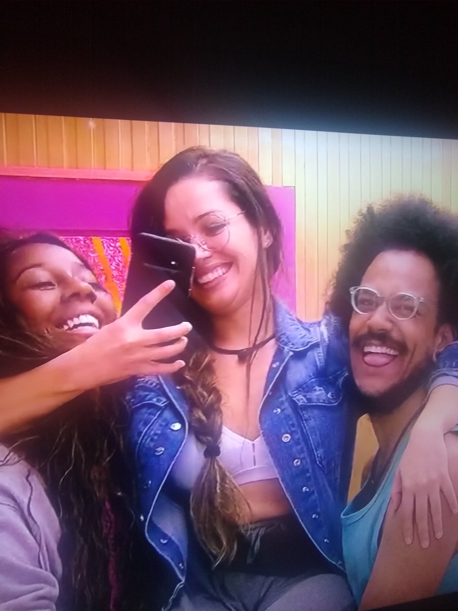 Não deixa minha depressão voltar!😢 tweet media