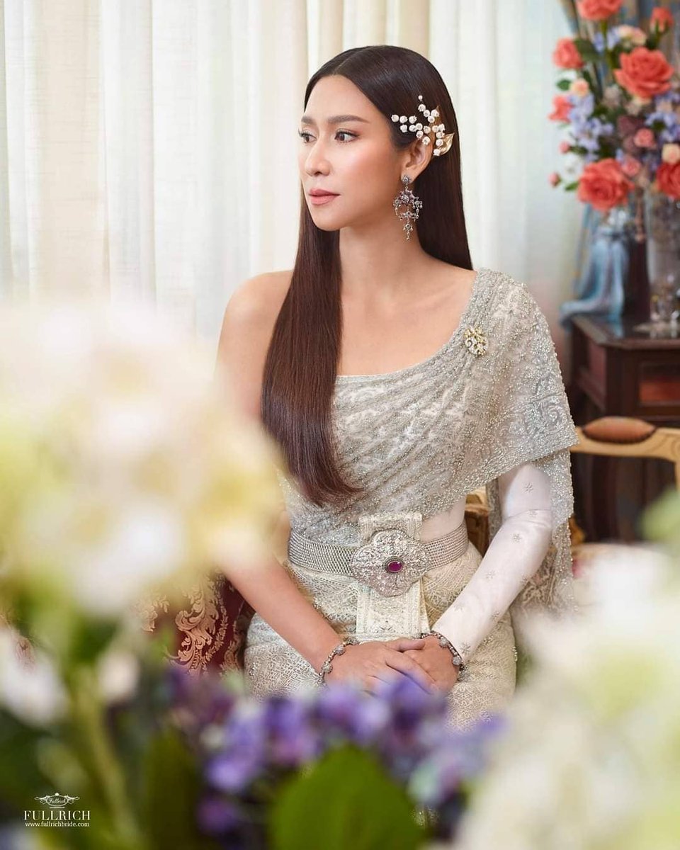 pocktuckfc's tweet photo. สวยหวาน งดง���มอย่างนางในวรรณคดี
ชุดไทยคอลเลคชั่นใหม่ จาก fullrichbride

Cr. Fullrichbride ชุดแต่งงาน ชุดไทย https://t.co/3vyVAAUHDc