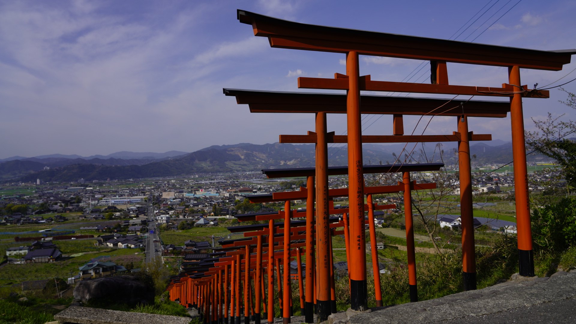 いただきます ごちそうさま うきは市のパワースポット 浮羽稲荷神社の鳥居の並びは たしかに圧巻でした なんとなく個人的には パワーを感じたました これを見て皆さんにも良い幸せが訪れますように T Co Nheewdolnf Twitter