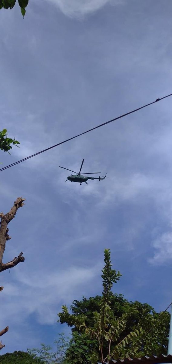 Shwebo, Sagaing Region:

A military helicopter flew over the city for about 5 mins this morning and landed at Infantry Battalion 42.

#WhatsHappeningInMyanmar #Mar28Coup #AntiFascistRevolution2021 #MilkTeaAlliance