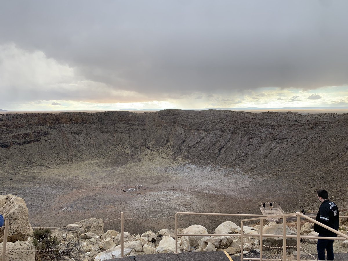 TunnelTom's tweet photo. #meteorcrater https://t.co/XQDSPpPE5h
