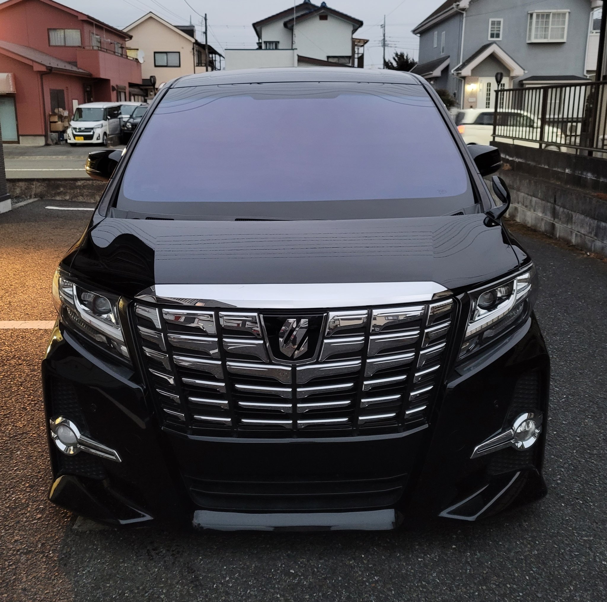 まつさん専用　30アルファード　フロントガラス　スモークフィルム tm_tint on X: 