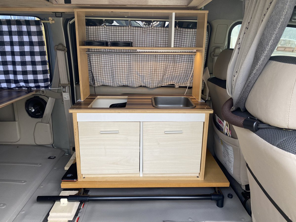 おーなー 車載完了 重量バランスの関係で この向きになりました サンバー ディアスワゴン Tw2 車中泊 Diy Ikea おままごとキッチン 実用化 土台 イレクターパイプ ファン移設 おーなー 車載完了 重量バランスの関係で この向きになりました サンバー ディアスワゴン Tw2 車中泊 Diy Ikea おままごとキッチン 実用化 土台 イレクターパイプ ファン移設