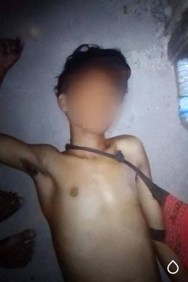 tw // dead 
20 year old young man was shot dead in abdomen and at least another 4 got shot due to the crackdown of a night strike in Tatkone, NayPyiTaw.

JUNTA MASSACRE
#Mar28Coup
#WhatsHappeningInMyanmar