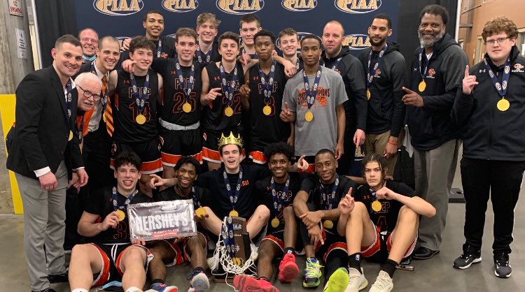 MrEriePa's tweet photo. #ErieSports: Congratulations to Cathedral @PrepVilla Ramblers on winning their first #PIAABasketball Class 5A championship in 28 years at Giant Center (@HersheyEnt) against Northeast, Philadelphia’s @ARyanbasketball 69-49 🥇🏆 https://t.co/rqQi3bf90a