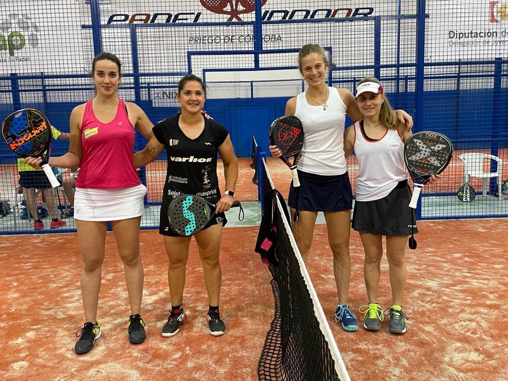 faponline's tweet photo. 🔛Sigue la acción en #Priego.
🟢En busca del pasaporte hasta la final del VI Trofeo Andaluz de Pádel Turismo de Priego.
#FAP #SomosFap #Pádel #TurismoDePriego #ABS3000 #Córdoba #6trofeoturismopriego https://t.co/qGCkSdHyoH