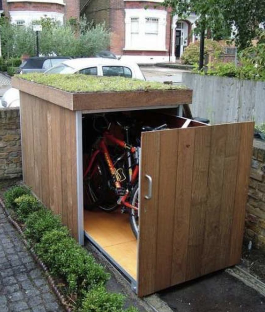 Irish Cycling Twitter- Anybody seen anything like this in a front garden in Ireland or know anyone who makes/ supplies them?