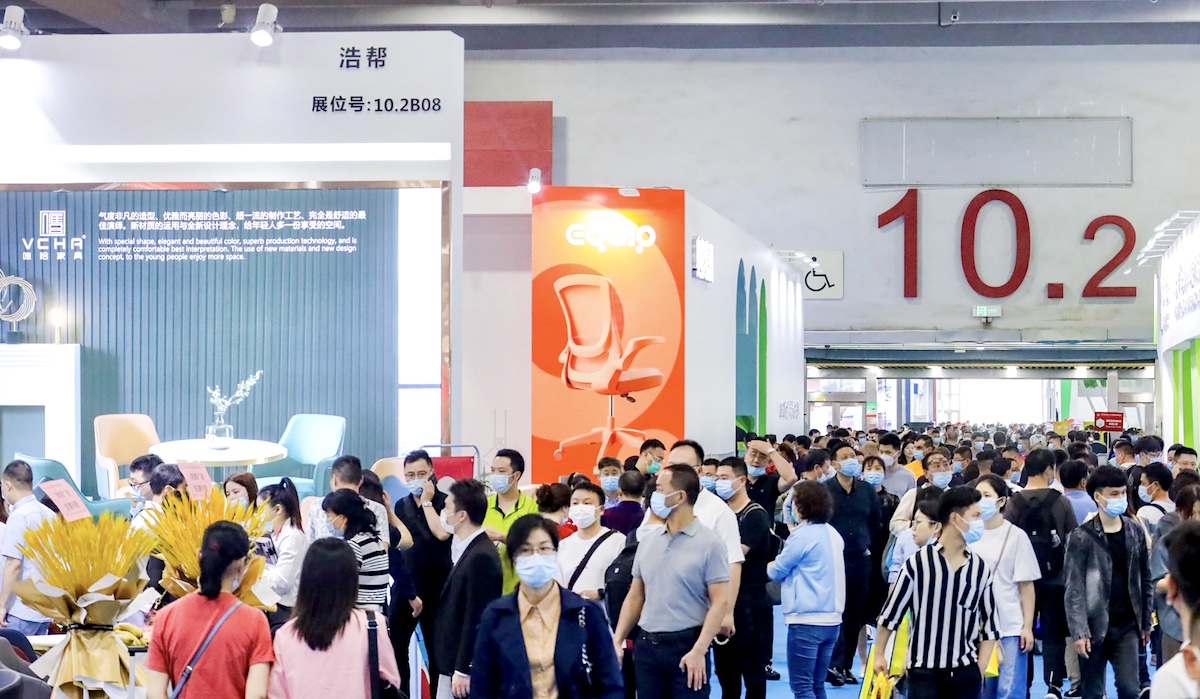 ciff_furniture's tweet photo. and also phase 2 of 47th CIFF Guangzhou 2021 gets off to a great start!
#OfficeShow and #CIFM are attracting a huge number of #professionalvisitors inspiring much enthusiasm 

#CIFFGuangzhou2021 > 18-21 + 28-31 March
Learn more > https://t.co/5HlTFKWySr
#CIFF #Guangzhou https://t.co/XJ9j5oHIin