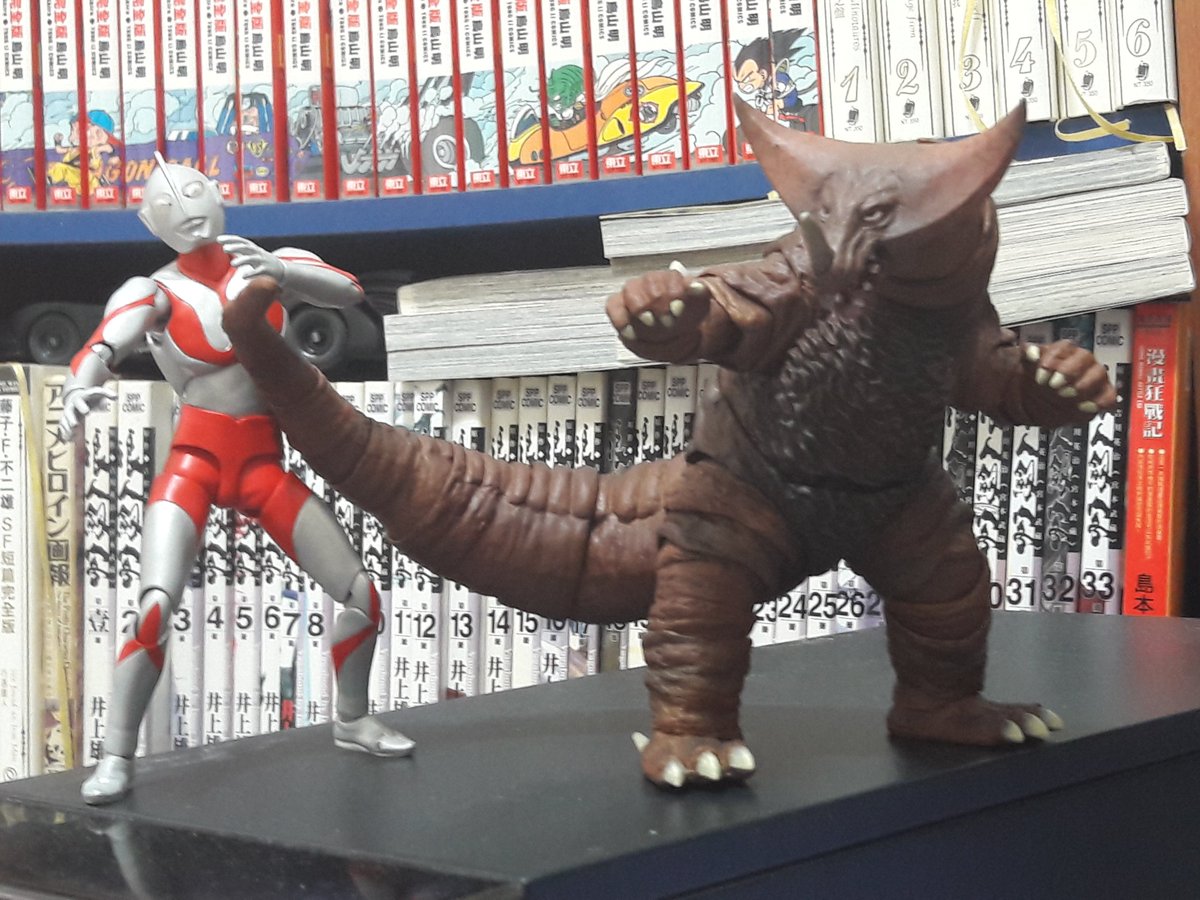 Ultra Taf 自分はフィギュアーツのゴモラしかないのに 羨ましいです Ultra Taf 自分はフィギュアーツのゴモラしかないのに 羨ましいです