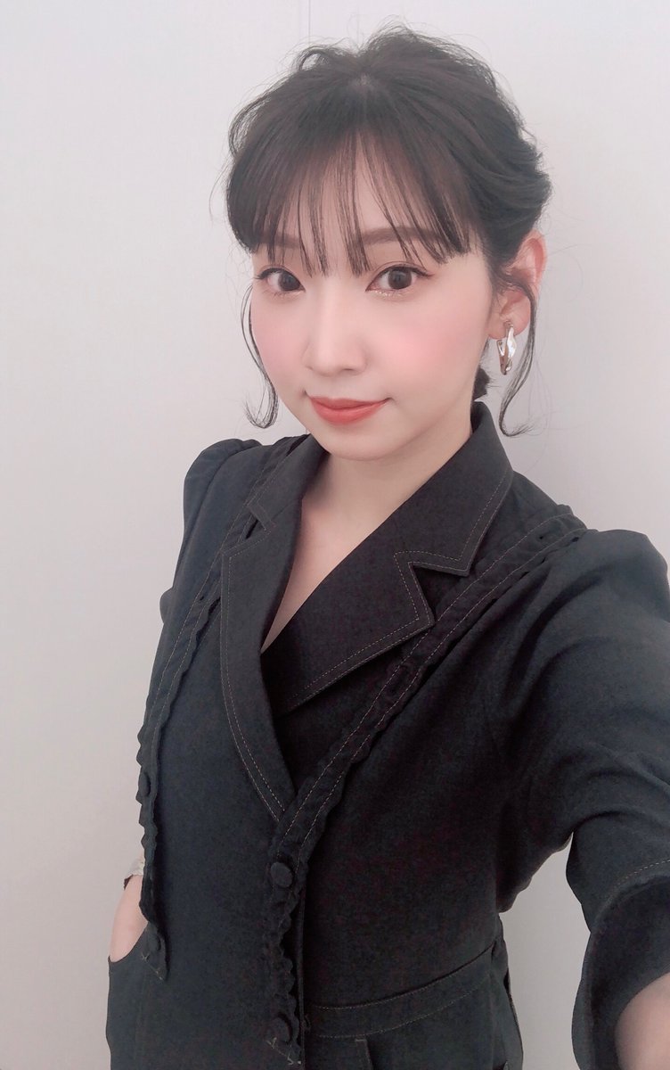 井上麻里奈 Aj 進撃の巨人 ステージご視聴有難うございました ファイナルシーズンは話をするのも辛い内容ではありますが 仲間たちと共に乗り切れました 75話は今夜放送です 皆様お見逃しなく バタバタしていて皆で集合写真撮れなかったの残念 井上麻里奈 Aj 進撃の巨人 ステージご視聴有難うございました ファイナルシーズンは話をするのも辛い内容ではありますが 仲間たちと共に乗り切れました 75話は今夜放送です 皆様お見逃しなく バタバタしていて皆で集合写真撮れなかったの残念