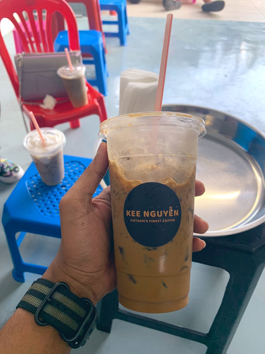 Rorshvch's tweet image. Kopi tebal dan melekat #KeeNguyenEmira #sapot