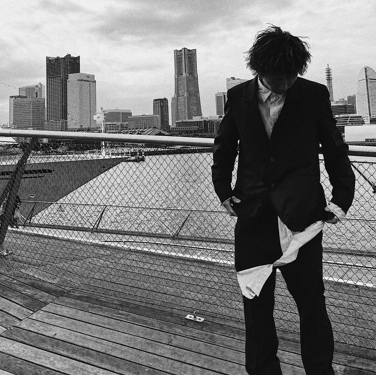 fromzks's tweet photo. [ご報告]
4月1日より池袋にて
スタイリストデビューさせて頂く事が決まりました🔥
これまでデビューに向けてモデルに来てくれた皆様本当にありがとうございました🙌

初月から気合入れていきます👍 https://t.co/hhdhsZ7Cuh