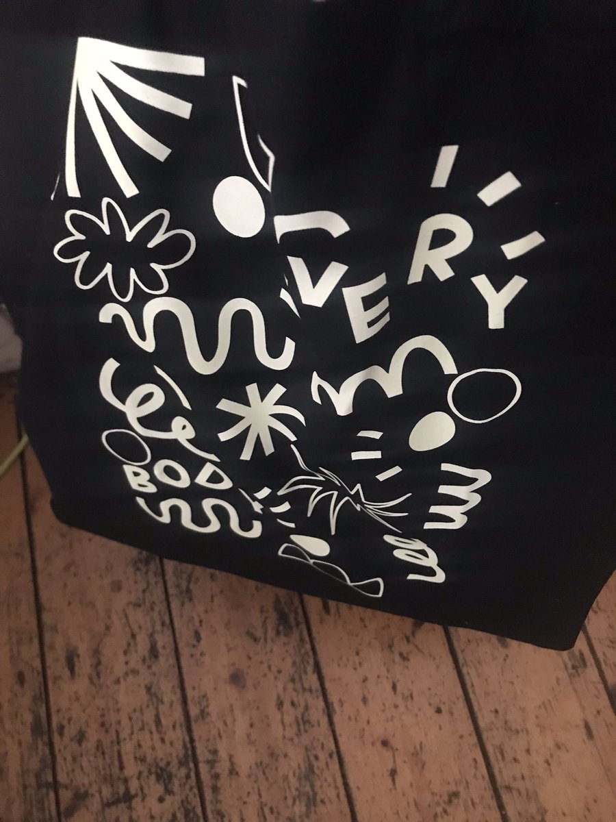 sallypenni1's tweet photo. Clock forward it’s #SpringUpNorth by Katie O'Rourke for @LifeshareUK | Prints, Totes and Tees available for a limited time to raise funds to support their vital frontline work for the homeless : https://t.co/JlS8nsPg41 #postersofmcr #lifeshareuk @judylifeshare @MPeakeOfficial https://t.co/bXxFp5nJkS