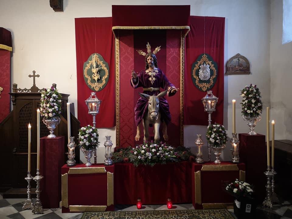 Cofrada_Esperan's tweet photo. DOMINGO DE RAMOS/

Hoy Domingo de Ramos nuestra Hermandad dispone a la Veneración de los hermanos y devotos a nuestros Sagrados Titulares en nuestro templo de San Juan.

Podrán visitarlos esta mañana de 12 a 14 horas y está tarde de 17 a 20 horas.

#DomingoDeRamos #SeñordelaPaz https://t.co/FFqgqTXvX9