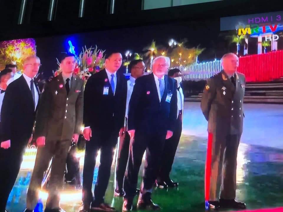 MayTheint9's tweet photo. Awwn... how can they celebrate dinner after killing alot of people.
#March27Coup 
#WhatsHappeningInMyanmar 
#MyanmarMilitaryCoup 
#ShameOnYouRussia https://t.co/zbZ9negvKN