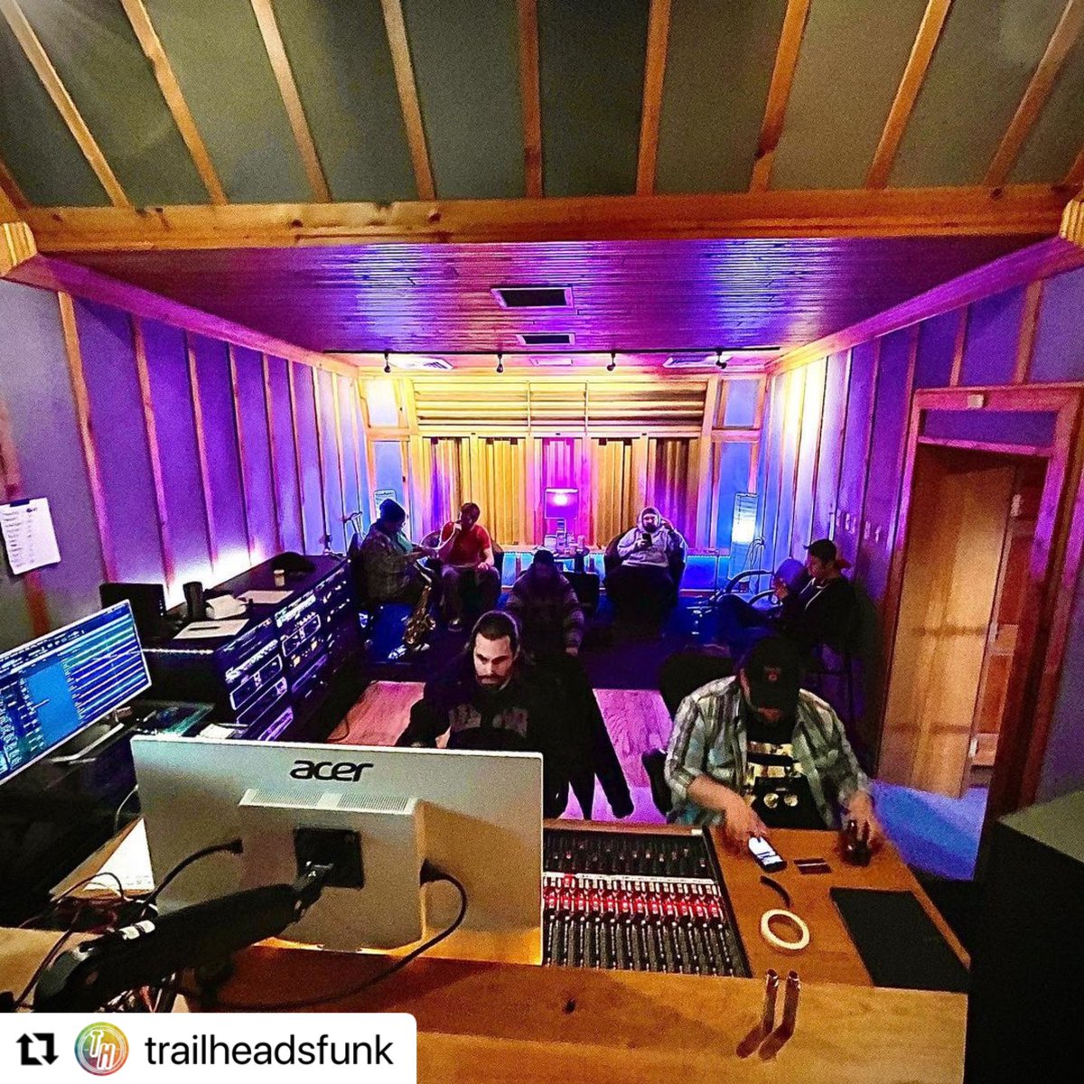leecarusojr's tweet photo. #Trailheads tracking @TonicStudioPgh What a great band! Stoked to finish their album! https://t.co/6KqRoJceiS
