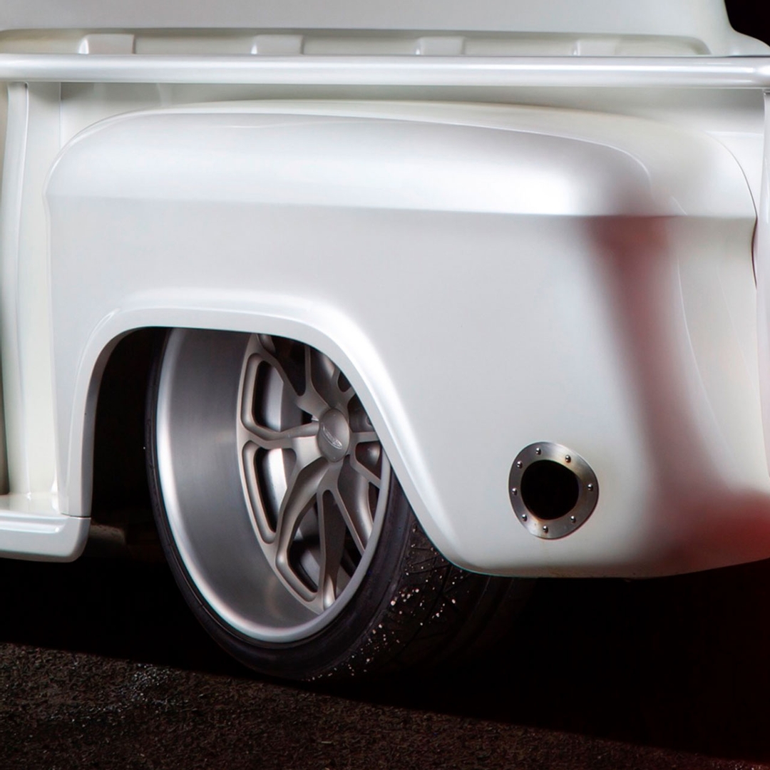 NittoTire's tweet photo. The Snow White: too 🔥🔥🔥 and running #INVOs!
#PremierStreetRod l 📸: #FuelishMedia l #INVO l #DrivingLine l #3100 l #Chevy https://t.co/D4eX7Z1wWM
