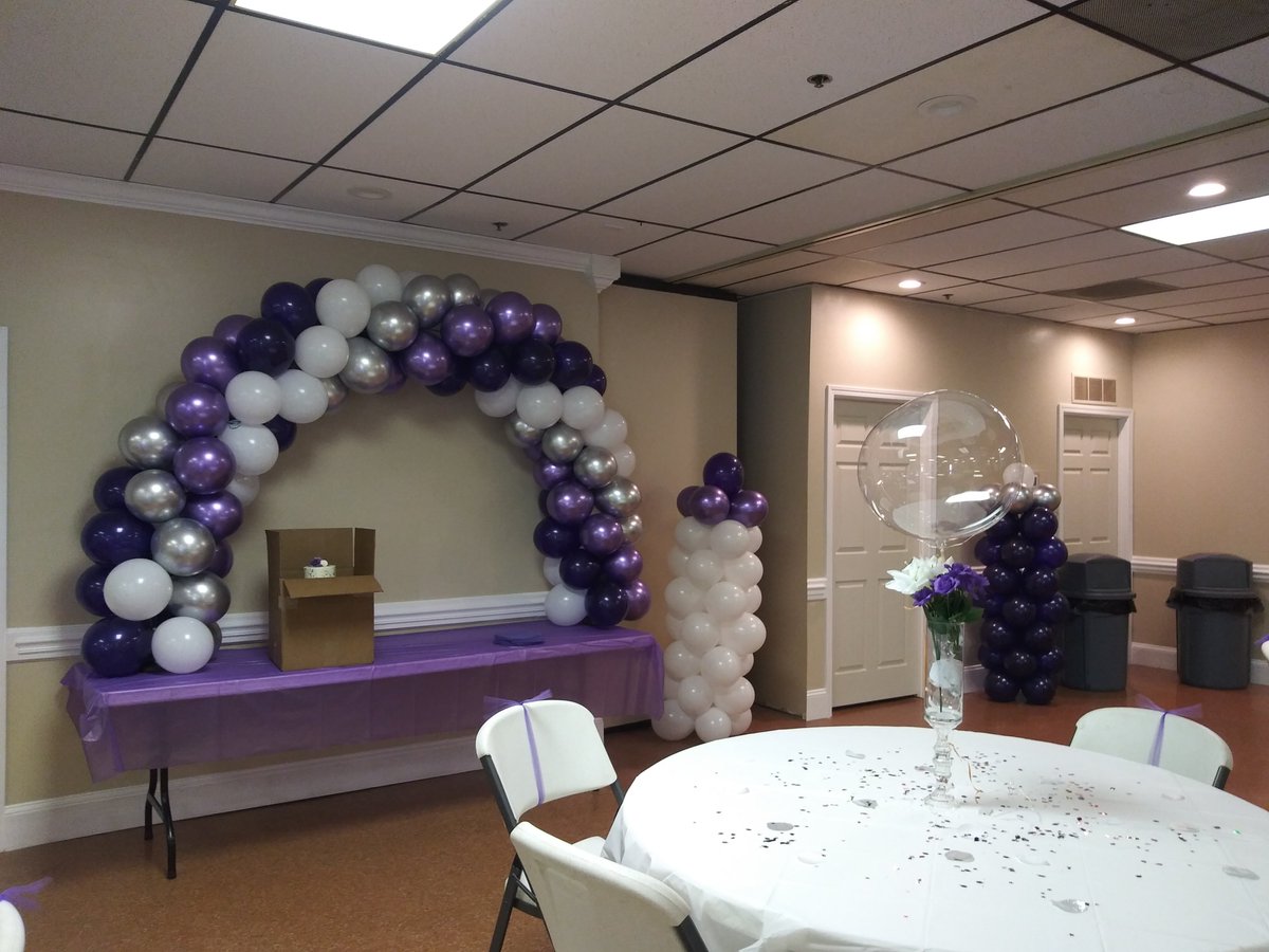 thewwofballoons's tweet photo. A wonderful wedding reception https://t.co/vj8vMRVBhQ
