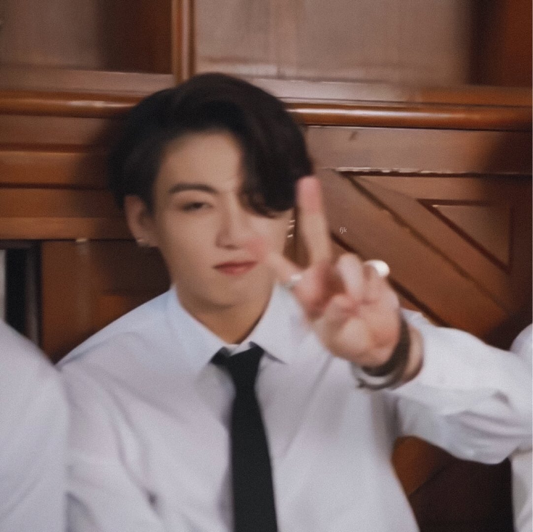 เต๋ย．·°∴♡💗🌧️✨ tweet media