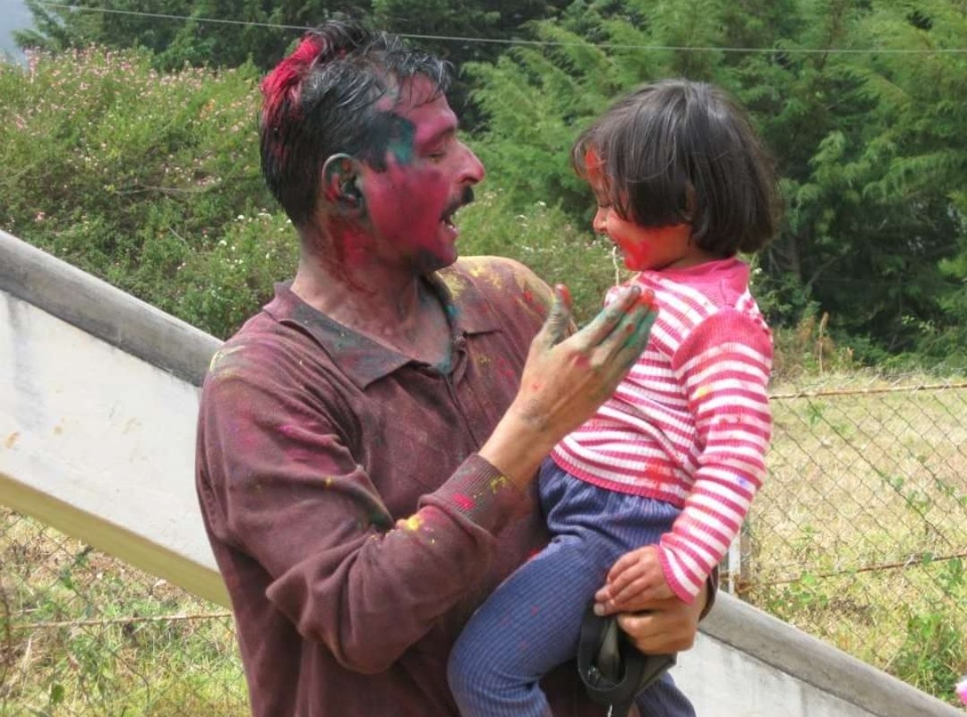 Ujjawalthakurr's tweet photo. Happy Holi Ashu Sir ❣️.
Wish you stay Happy wherever you are.
.
.
#HappyHoli2021 #HappyHoli #Holi #colonelashutoshsharma #IndianArmy #JaiHind #TheSaintWhoSoldHisSafari #Army #JaiHindKiSena #21RR #RashtriyaRifles
@MAJORshailendra @Anubakshi8 https://t.co/VqRDGbFqkb