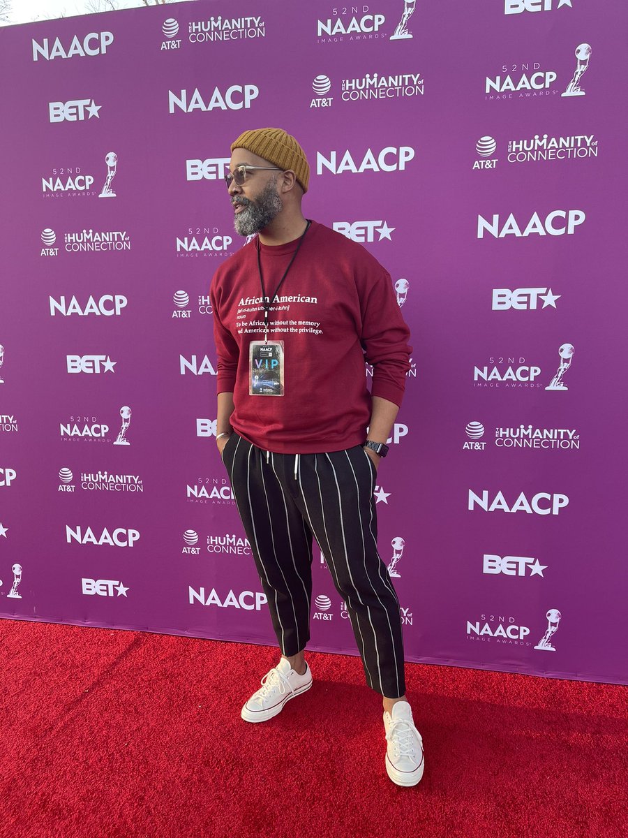 thisismdbrooks's tweet photo. Attended the @ATT #HumanityOfConnection viewing party for the 52nd #NAACPImageAwards !! I’ve so missed connecting with people in person. We need that as humans. Congratulations to all the nominees and winners. Here’s to 52 more and hopefully, an award of my own! 🙏🏾 #lifeatatt https://t.co/E5czA69UDf