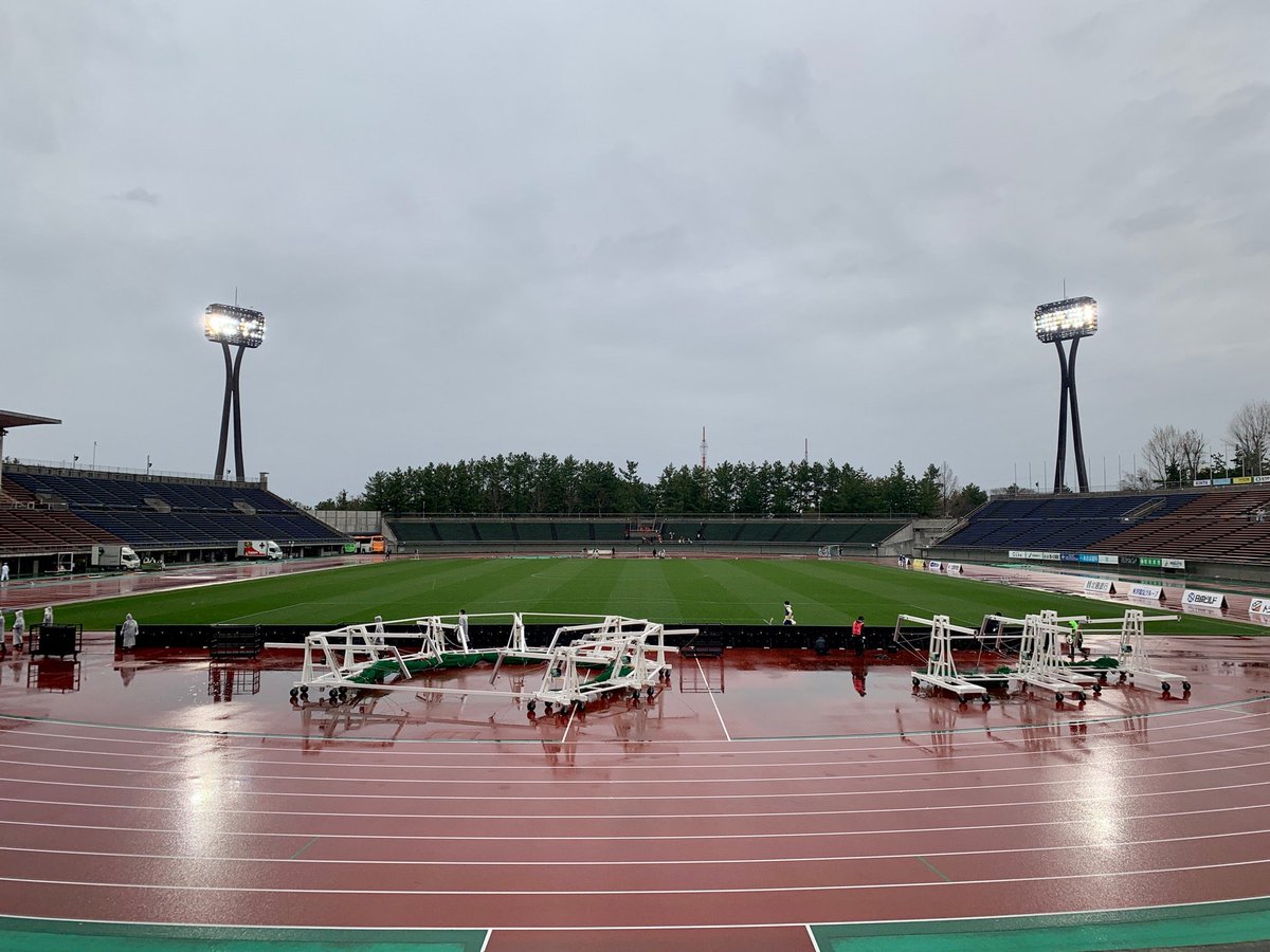 て っ し ー Vs金沢 1 2 石川県西部緑地公園陸上競技場 In 金沢市 石川県 T Co Quky4bgo4j て っ し ー Vs金沢 1 2 石川県西部緑地公園陸上競技場 In 金沢市 石川県 T Co Quky4bgo4j
