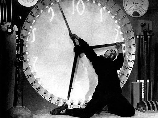 Don’t forget! The clocks went forward this morning in the UK. Hello #BritishSummerTime (#BST).