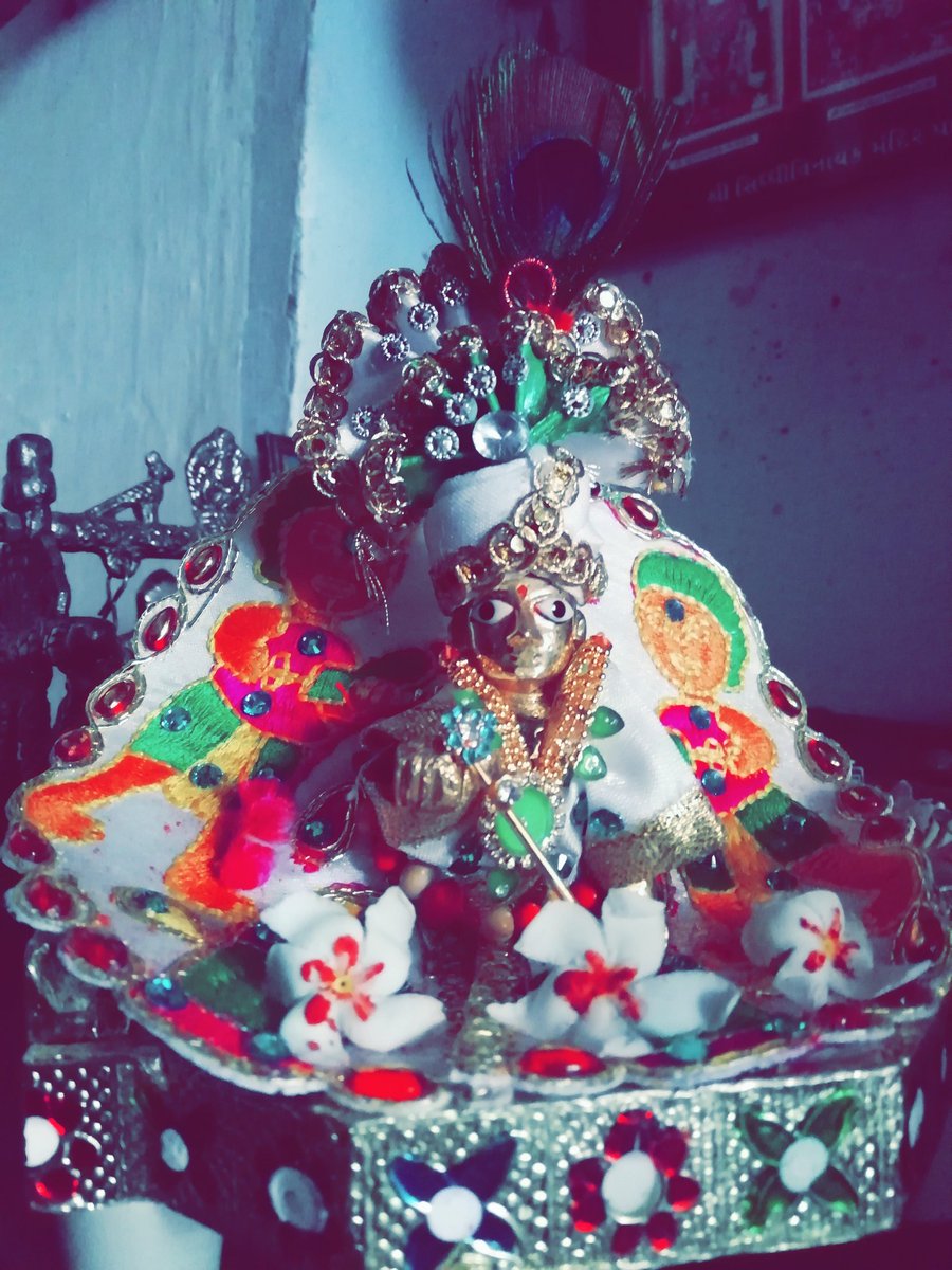 tikudo_'s tweet photo. होली की शुभकामनाएं
जय श्री कृष्न 🧡 https://t.co/xoutwIZRFD