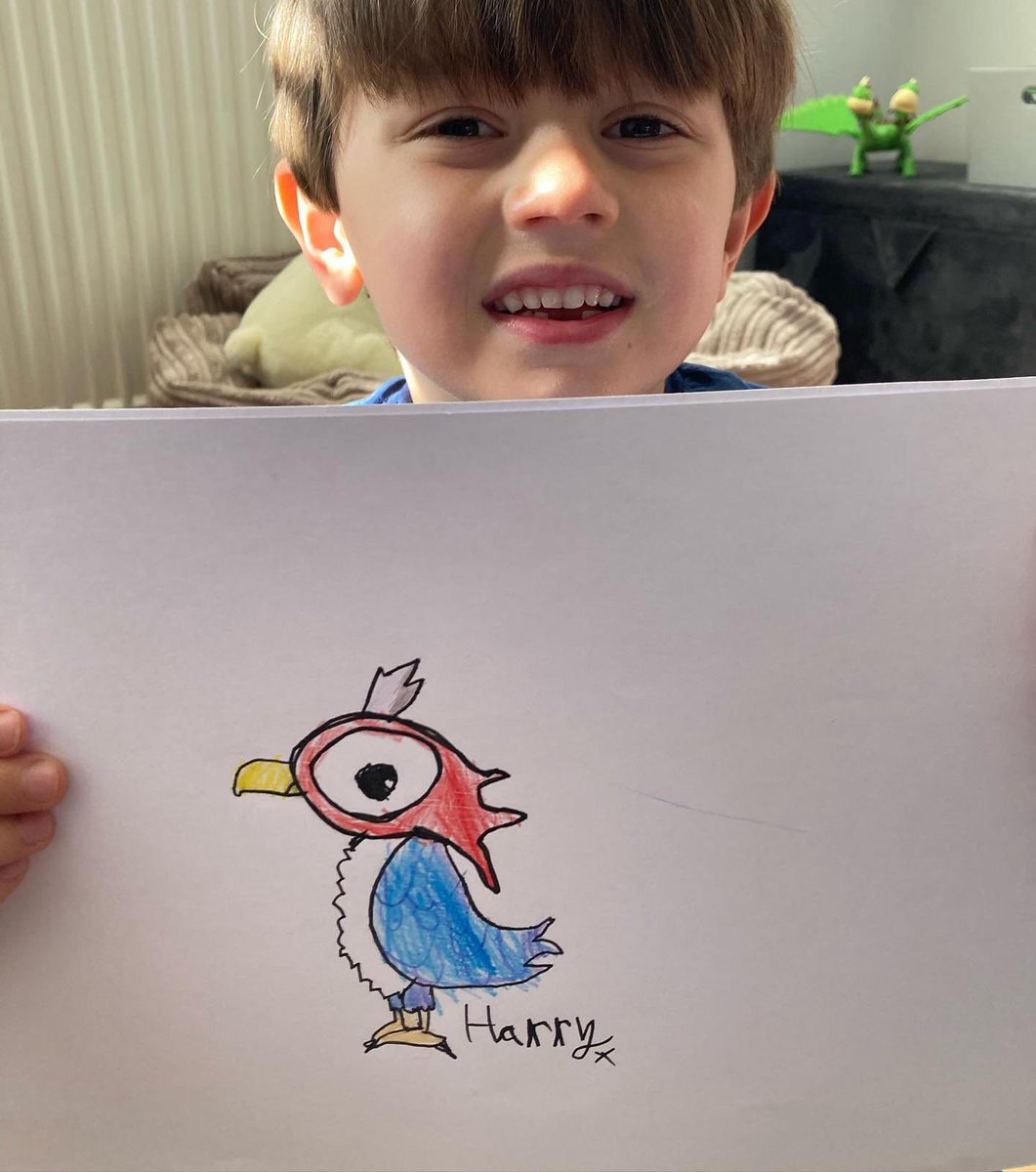 beresford76's tweet photo. @RobBiddulph #kindersurpise #mastersofplay Harry’s attempt at drawing the parrot . 🦜 #drawwithrob https://t.co/4Z47hkcrPJ
