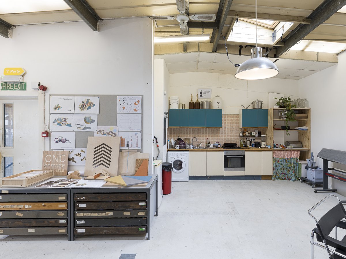 RARA_London's tweet photo. RARA's been having a bit of a makeover recently and has expanded to provide 15 new desks, 2 private studios and a huge new communal workspace and kitchen. We'll also be creating a dedicated ceramics studio upstairs. There are only a few spaces left, DM for info! https://t.co/bZyFlZLqR6