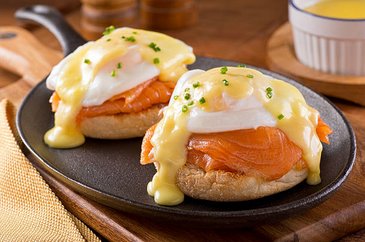 HEARTY EGGS BENEDICT

Don't know what to serve at breakfast this Sunday? We've got you covered with this delicious, hearty and filling Eggs Benedict Breakfast. This easy dish gives you that taste that you cherish from eggs Benedict.
 fiverr.com/s2/ea8a8a0d80?…
