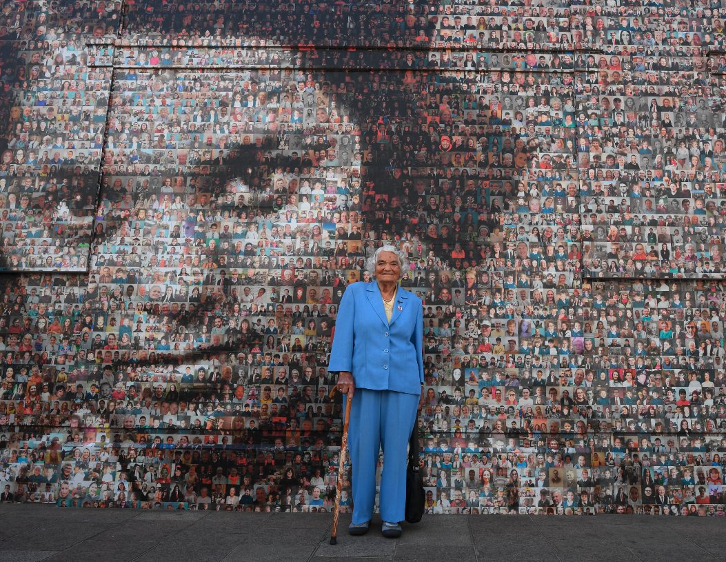 PeoplesPicture's tweet photo. As part of the official celebrations of #Lib75, @ArtHouseJersey commissioned @PeoplesPicture to create a giant photo mosaic. The final 'Face of Liberation’ is Barbara Jouanny, captured for her identity card when she was a 12 year old child.
📸: David Ferguson https://t.co/98S9YRUelx