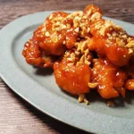 ごはんにとってもよく合いそう!ヤンニョムチキンの作り方!