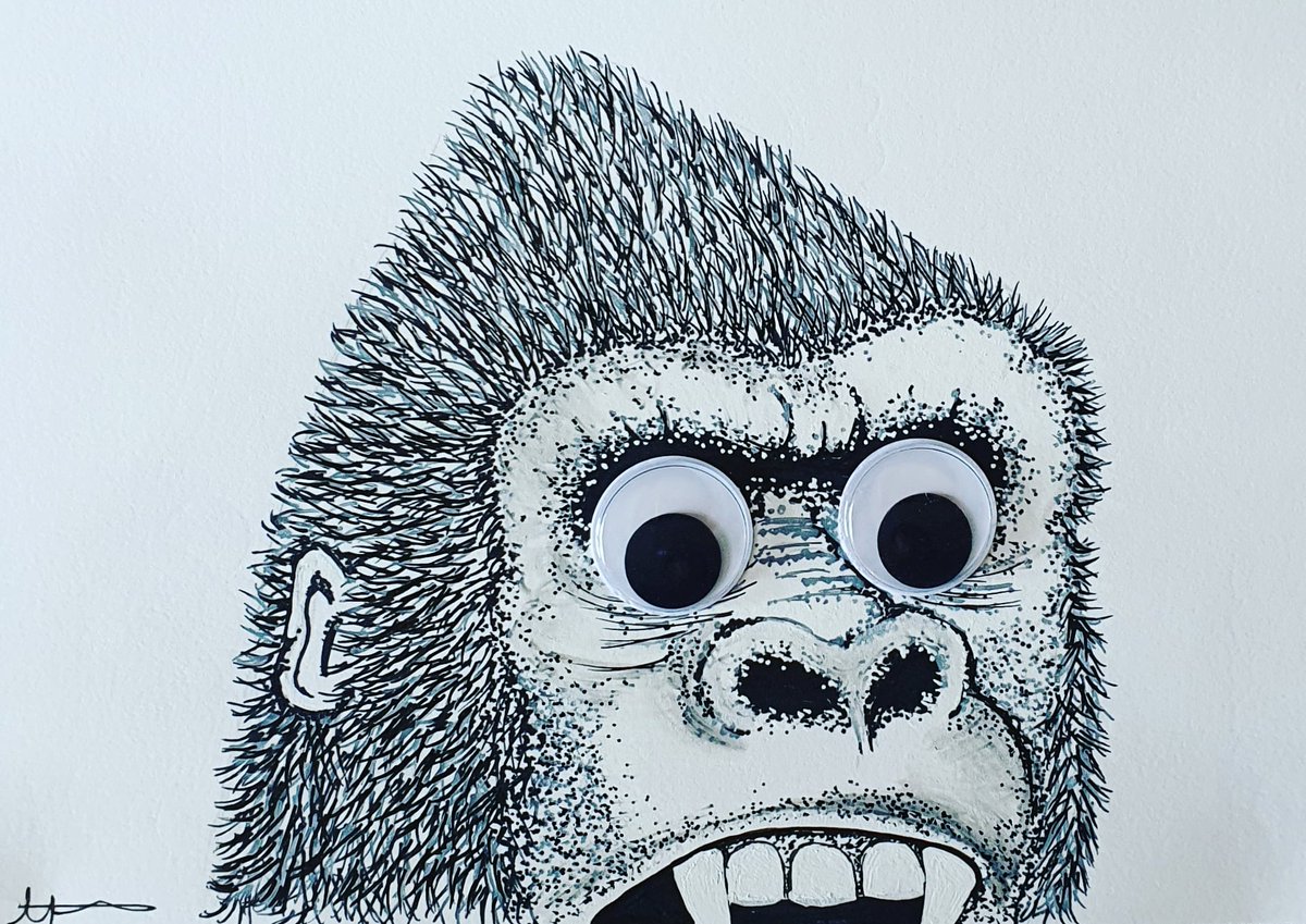 WingItDrawing's tweet photo. KONG 🤪 #marchotm #ChallengeAccepted 
@christophski @owencollier 
#kong #KingKong #GooglyEyes #Monster #Monsters #DrawingChallenge #Artist #Art #Drawing #Sketching #PracticeMakesProgress #MumArtist #WingingIt #WomanWhoDraws #MumsWhoDraw #MumWhoDraws #MumOfBoys #FemaleArtist https://t.co/bBlfPuKJJM