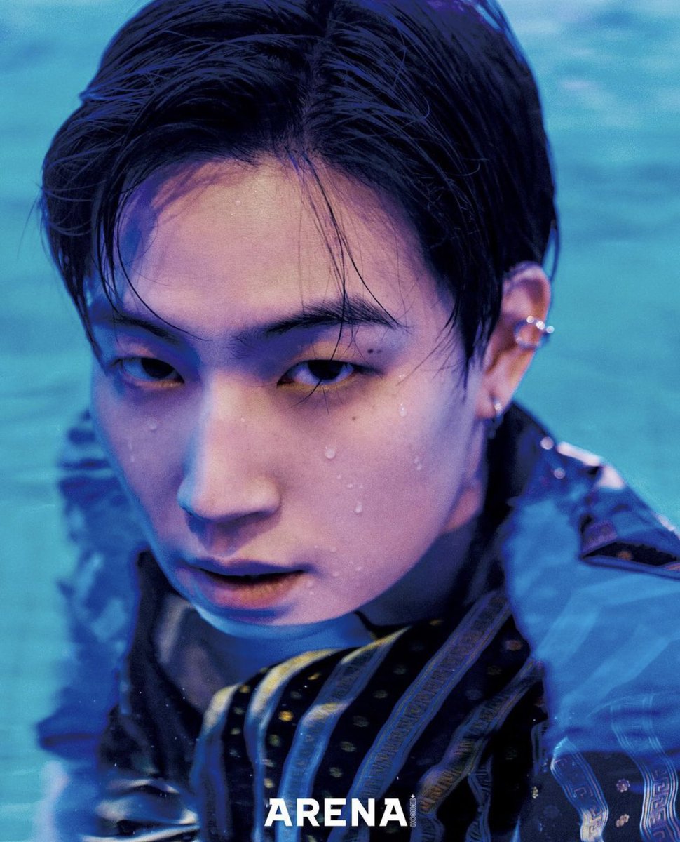 seuniiewang's tweet photo. we all love water 💦 
@JAYBDEF___ https://t.co/lMWdpw1WEs