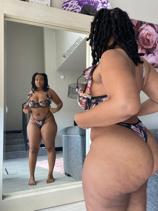 Hellur #ass https://t.co/ptZMkYd8do<a href="/tag/ass"class="tags">#ass</a>