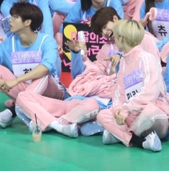softie seungbinsung 🥺

#승민 #창빈 #한 #승빈성 #스트레이키즈 #SEUNGMIN #CHANGBIN #HAN #SEUNGBINSUNG #STRAYKIDS <a href="/Stray_Kids/">Stray Kids</a>