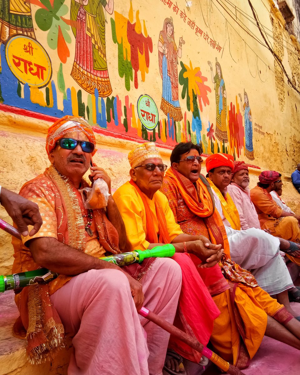visionpixel1's tweet photo. Holi Celebration in Street of Barsana, Mathura UP

Shot on @vivo_india 
📲____vivo y66

#throughyourlens 
#photographyredefined 

#shotonphone #vivoindia #shotonvivoy66 #vivographer #vivovision #vision_pixel 
#holi #holi202 #barsanaholi #holivibes #festivalofcolors #happyholi https://t.co/UDGnWdzsJd