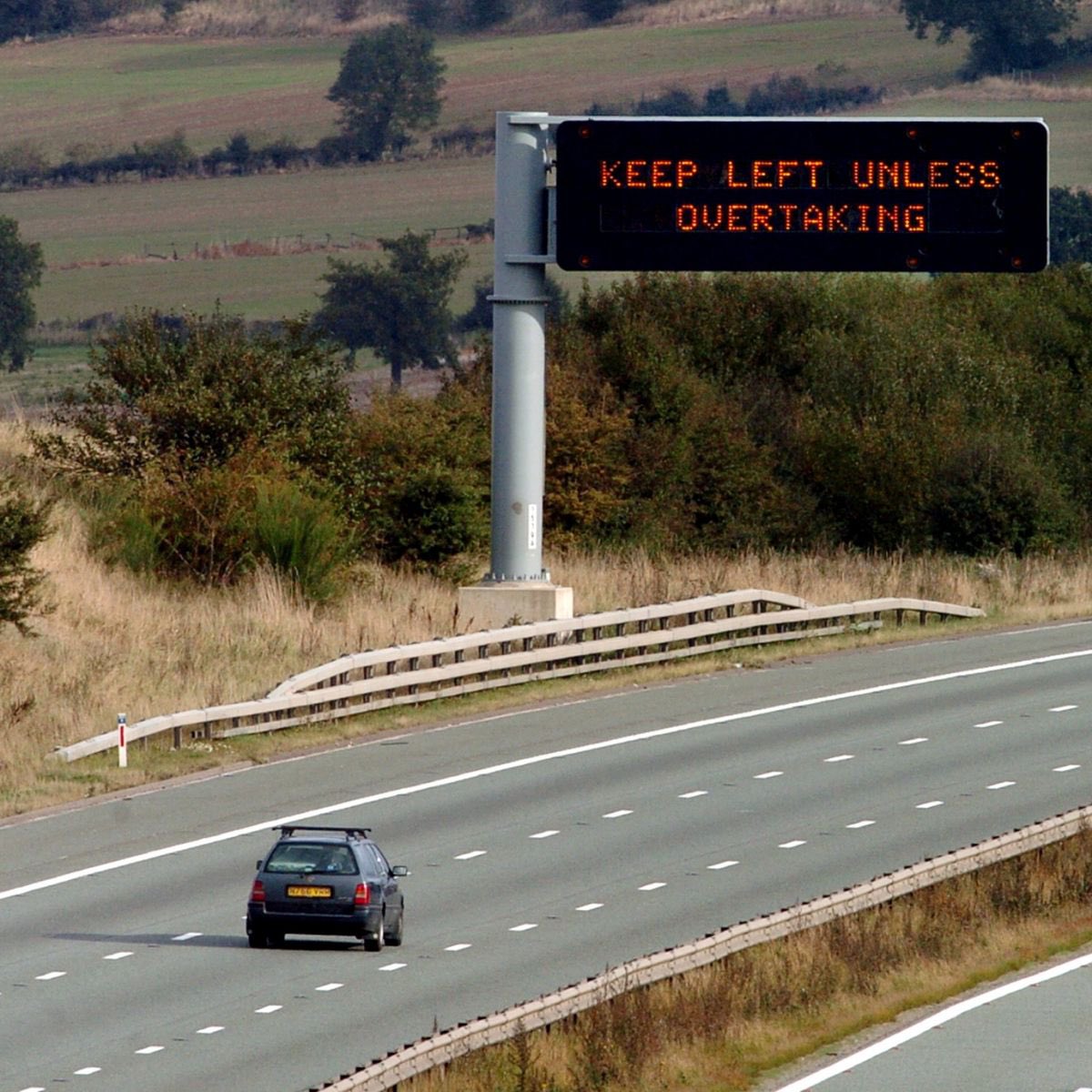 StaffsRCT's tweet photo. Morning all, our vehicle checks done, time for a breakfast oatcake before we go out! Our focus today will be on LANE HOGGING. Those found committing will be prosecuted for driving without due care which carries minimum 3 points + £100 fine. Use the left lane unless overtaking! RK https://t.co/gLejYixkao