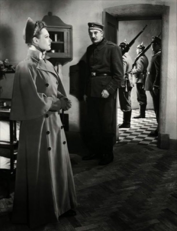 SaveRedlandLibr's tweet photo. 10:30am TODAY on #5SELECT

The 1939 #WW1 film🎥 “Nurse Edith Cavell” directed by #HerbertWilcox from a screenplay by Michael Hogan and based on #ReginaldBerkeley’s 1928 novel📖 “Dawn”

🌟#AnnaNeagle #EdnaMayOliver #GeorgeSanders #MayRobson #ZaSuPitts https://t.co/MUuJDkOs2Q