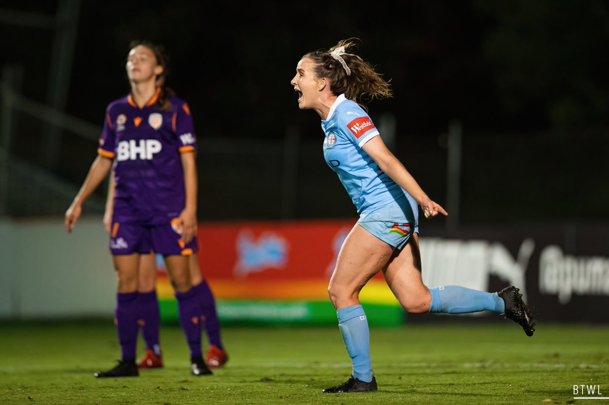 ByTheWhiteLine's tweet photo. 4 days, 4 games 📸🥳
#AllTheSport #WLeague #AFLW https://t.co/KQ31oLDLs9