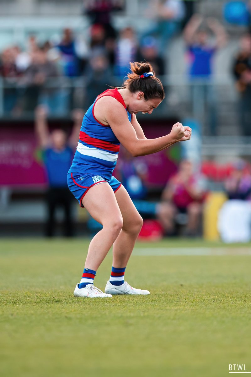 ByTheWhiteLine's tweet photo. 4 days, 4 games 📸🥳
#AllTheSport #WLeague #AFLW https://t.co/KQ31oLDLs9