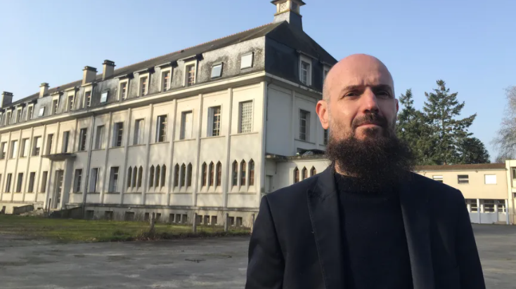 iciarmorique's tweet photo. VIDÉO - À #Etrelles, quel avenir pour l'ancien lycée agricole de 4400 mètres carrés ?
https://t.co/irLawnZydp https://t.co/HdFdt8svAu