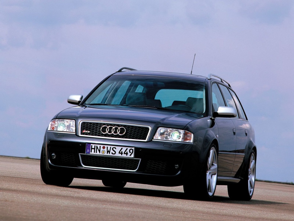 ¿Sabías que el primer familiar deportivo de <a href="/Audi/">Audi USA</a> no fue el RS6 Avant? El primero fue en 1994, el Audi 80 RS2 Avant desarrollado con <a href="/Porsche/">Porsche</a>. Un concepto hasta entonces inexplorado por la marca de Ingolstadt que dio pie al RS4 en el 2000 y al RS6 dos años más tarde, en el 2002.